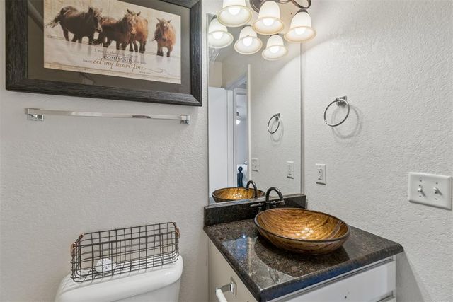 15612 Acacia Road, Oklahoma City, OK 73170