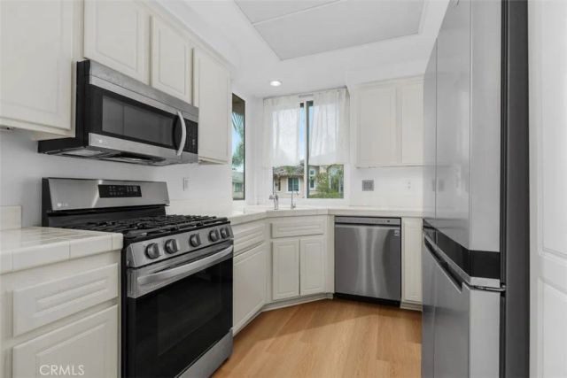 1100 Solvay Aisle, Irvine, CA 92606