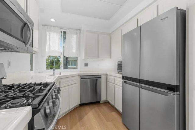 1100 Solvay Aisle, Irvine, CA 92606