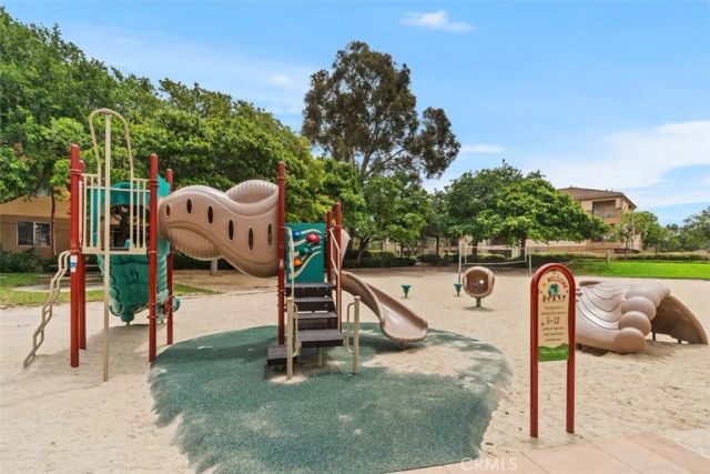 1100 Solvay Aisle, Irvine, CA 92606