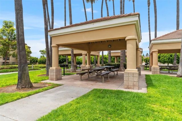 1100 Solvay Aisle, Irvine, CA 92606