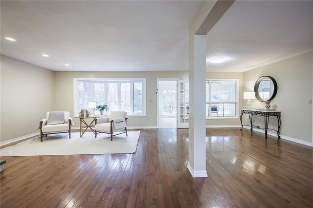 11 Santa Drive, Perinton, NY 14534