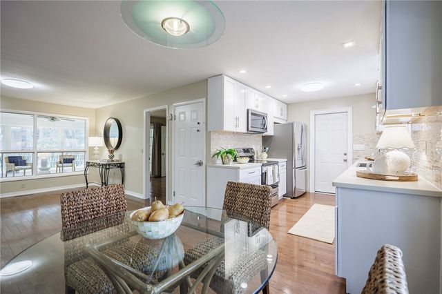 11 Santa Drive, Perinton, NY 14534