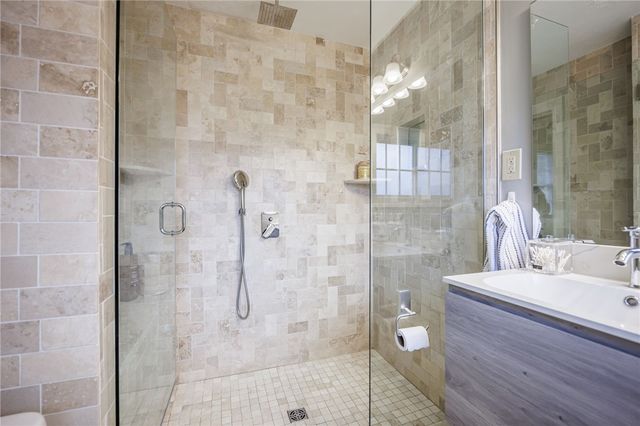 11 Santa Drive, Perinton, NY 14534