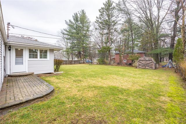 11 Santa Drive, Perinton, NY 14534