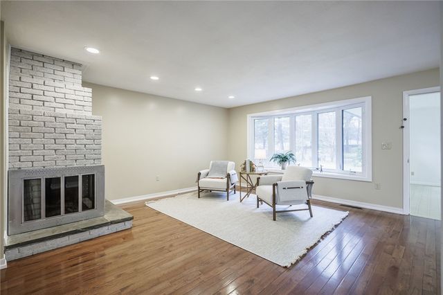 11 Santa Drive, Perinton, NY 14534