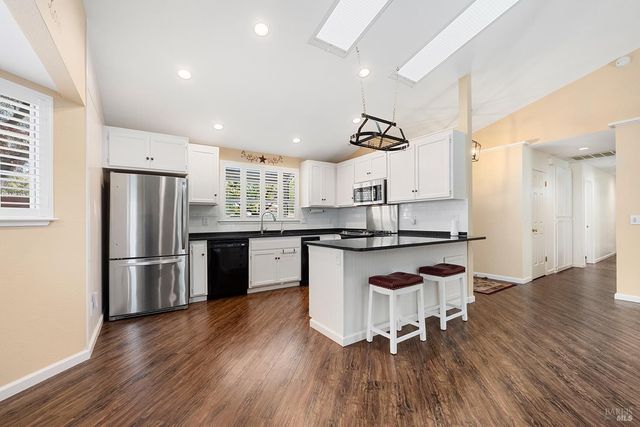 2726 Edison St, Graton, CA 95444