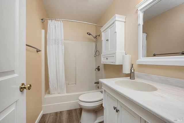 2726 Edison St, Graton, CA 95444