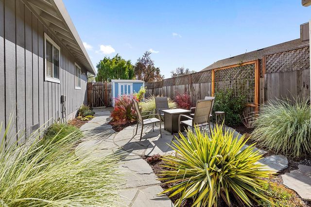 2726 Edison St, Graton, CA 95444