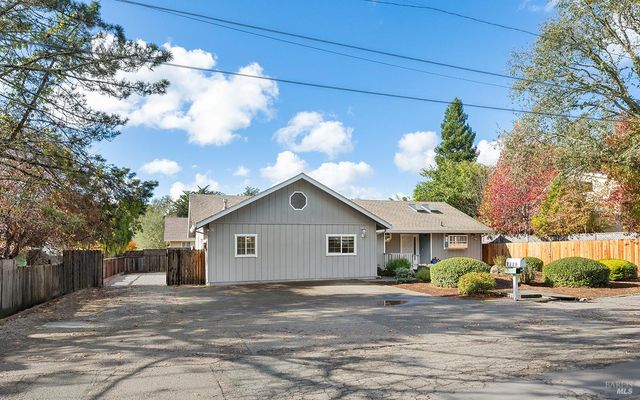 2726 Edison St, Graton, CA 95444