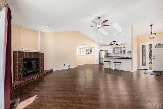 2726 Edison St, Graton, CA 95444