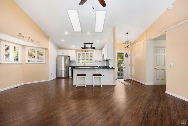 2726 Edison St, Graton, CA 95444