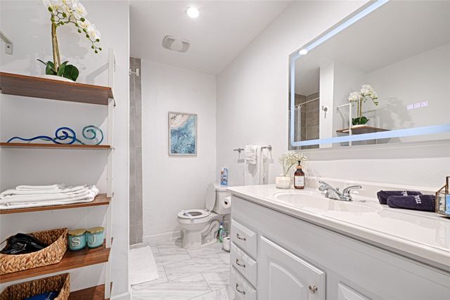 13852 Brookgreen Drive, Dallas, TX 75240