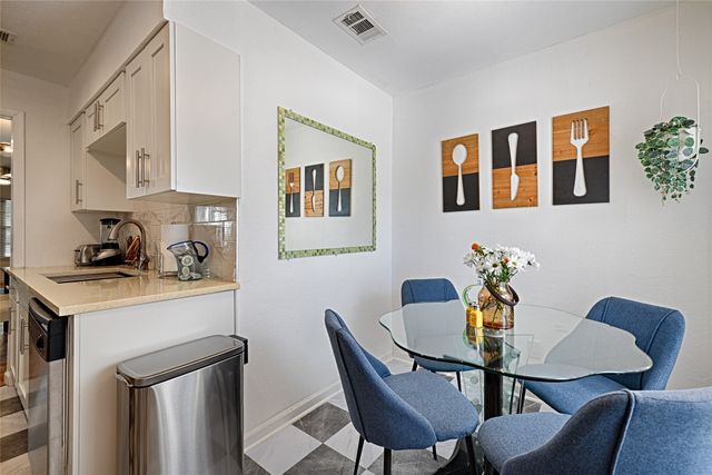 13852 Brookgreen Drive, Dallas, TX 75240