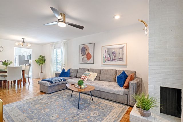 13852 Brookgreen Drive, Dallas, TX 75240