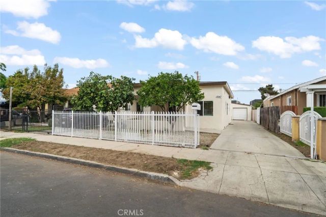 1547 W 65th, Los Angeles, CA 90047