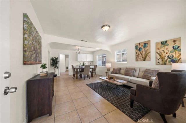 1547 W 65th, Los Angeles, CA 90047