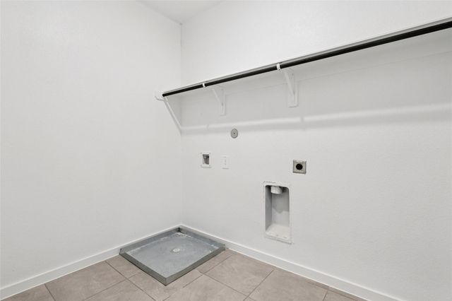 731 Sand Dollar Drive, Kemah, TX 77565