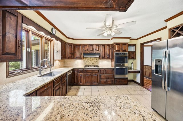4904 Yaupon Dr., Myrtle Beach, SC 29575