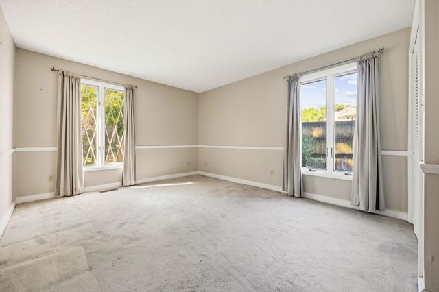4904 Yaupon Dr., Myrtle Beach, SC 29575