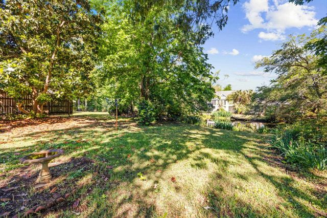 4904 Yaupon Dr., Myrtle Beach, SC 29575