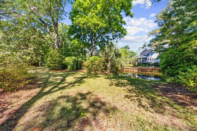 4904 Yaupon Dr., Myrtle Beach, SC 29575