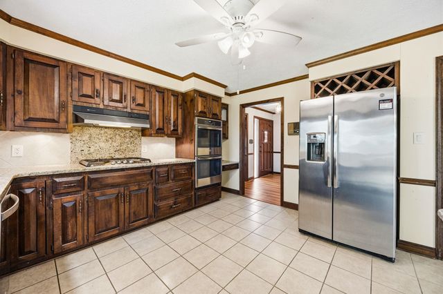 4904 Yaupon Dr., Myrtle Beach, SC 29575