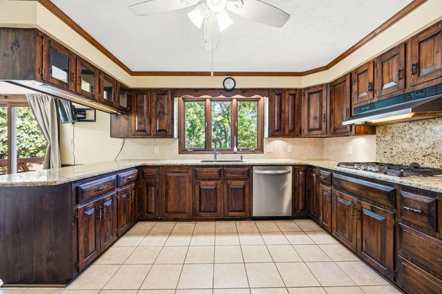 4904 Yaupon Dr., Myrtle Beach, SC 29575