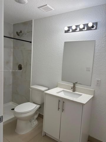 25680 SW 143rd Path, Homestead, FL 33032