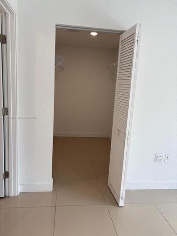 25680 SW 143rd Path, Homestead, FL 33032