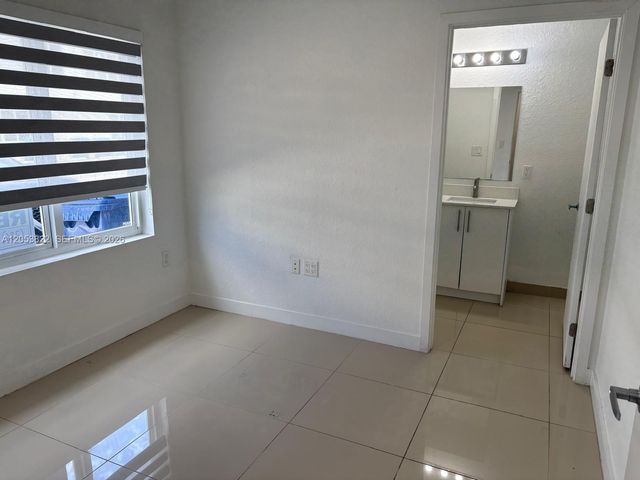25680 SW 143rd Path, Homestead, FL 33032