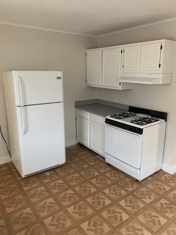 11 Derby Street 1, Waltham, MA 02453