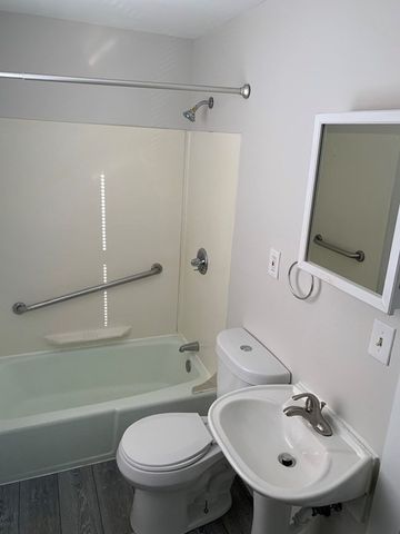 11 Derby Street 1, Waltham, MA 02453