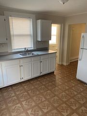 11 Derby Street 1, Waltham, MA 02453
