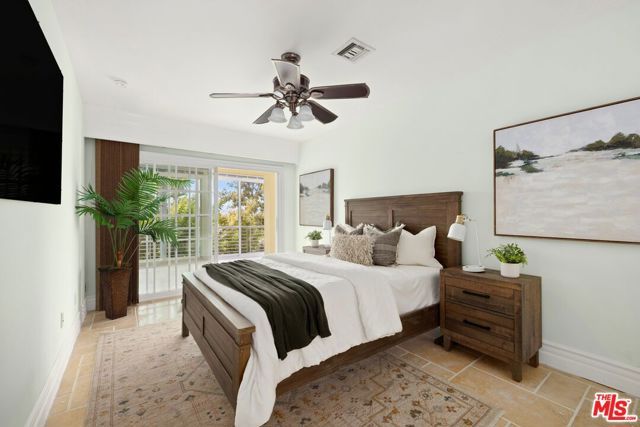 4615 White Oak Place, Los Angeles, CA 91316