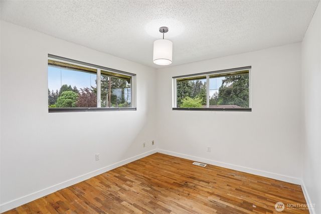 17226 129th Ave Se, Renton, WA 98058