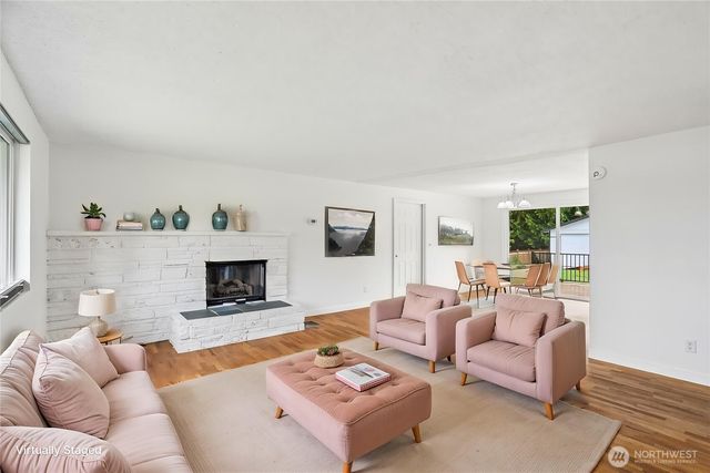 17226 129th Ave Se, Renton, WA 98058