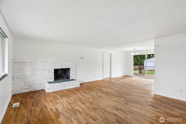 17226 129th Ave Se, Renton, WA 98058