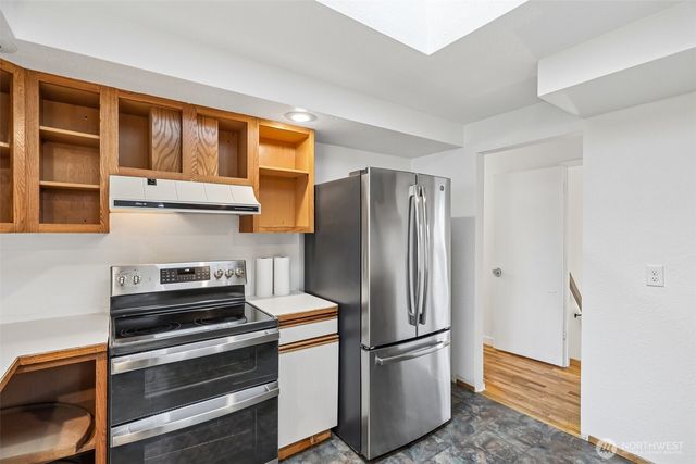 17226 129th Ave Se, Renton, WA 98058