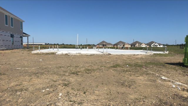 12011 Old Fashion Circle, Mont Belvieu, TX 77535