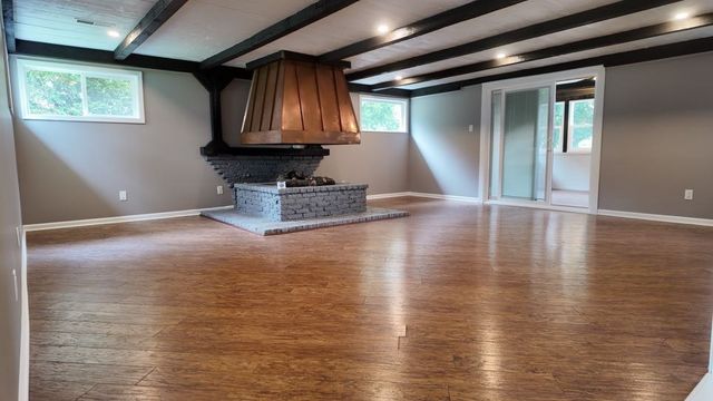 221 Central Avenue, Genoa, IL 60135