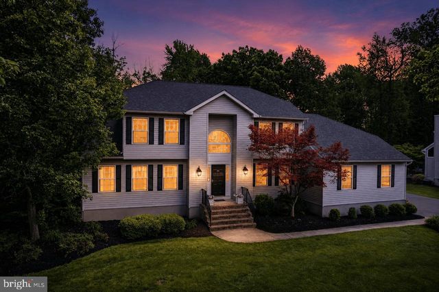 28 ARNOLD LN, Robbinsville, NJ 08691