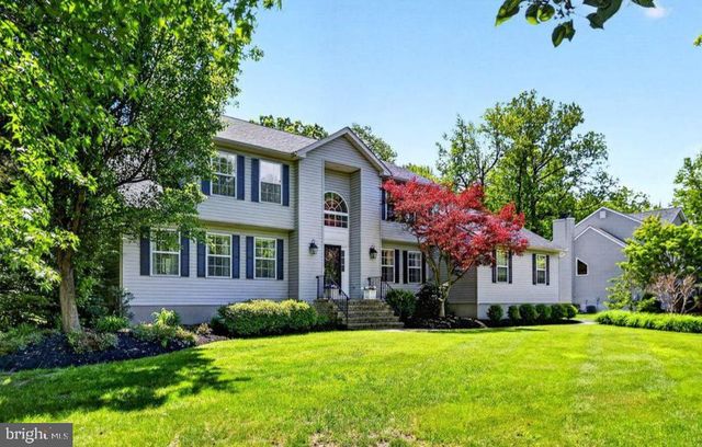 28 ARNOLD LN, Robbinsville, NJ 08691