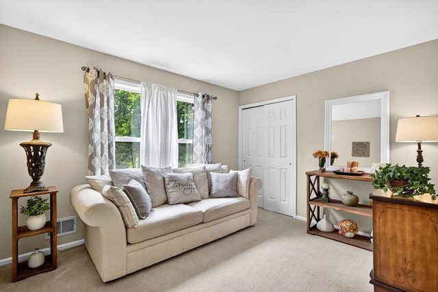 28 ARNOLD LN, Robbinsville, NJ 08691