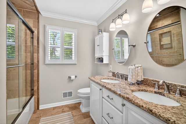 28 ARNOLD LN, Robbinsville, NJ 08691