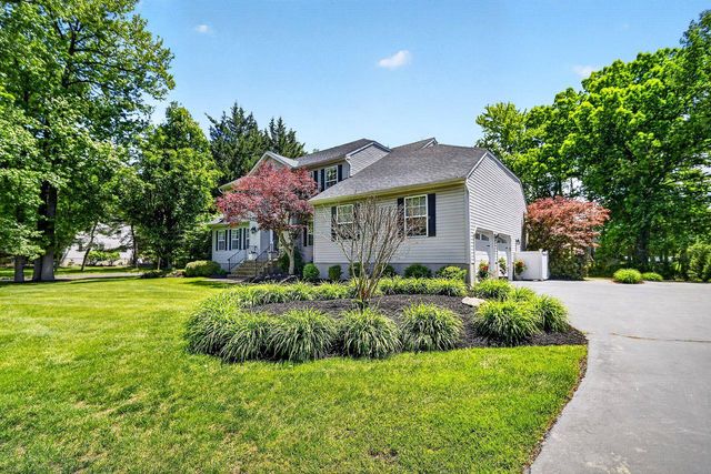 28 ARNOLD LN, Robbinsville, NJ 08691