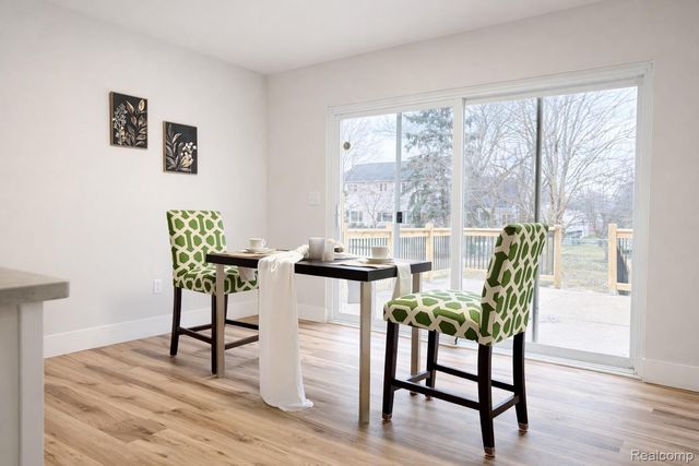 14851 Williamsburg Drive, Riverview, MI 48193