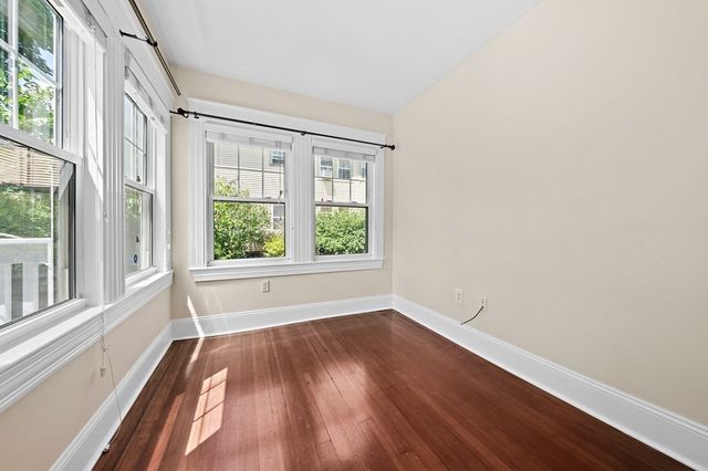 15 Avalon 1, Milton, MA 02186