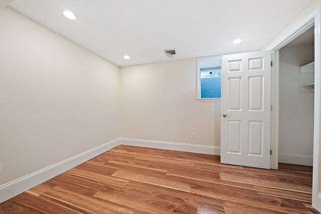 15 Avalon 1, Milton, MA 02186