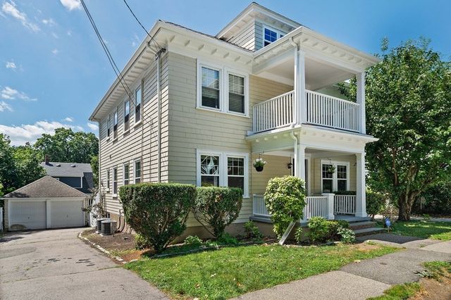 15 Avalon 1, Milton, MA 02186